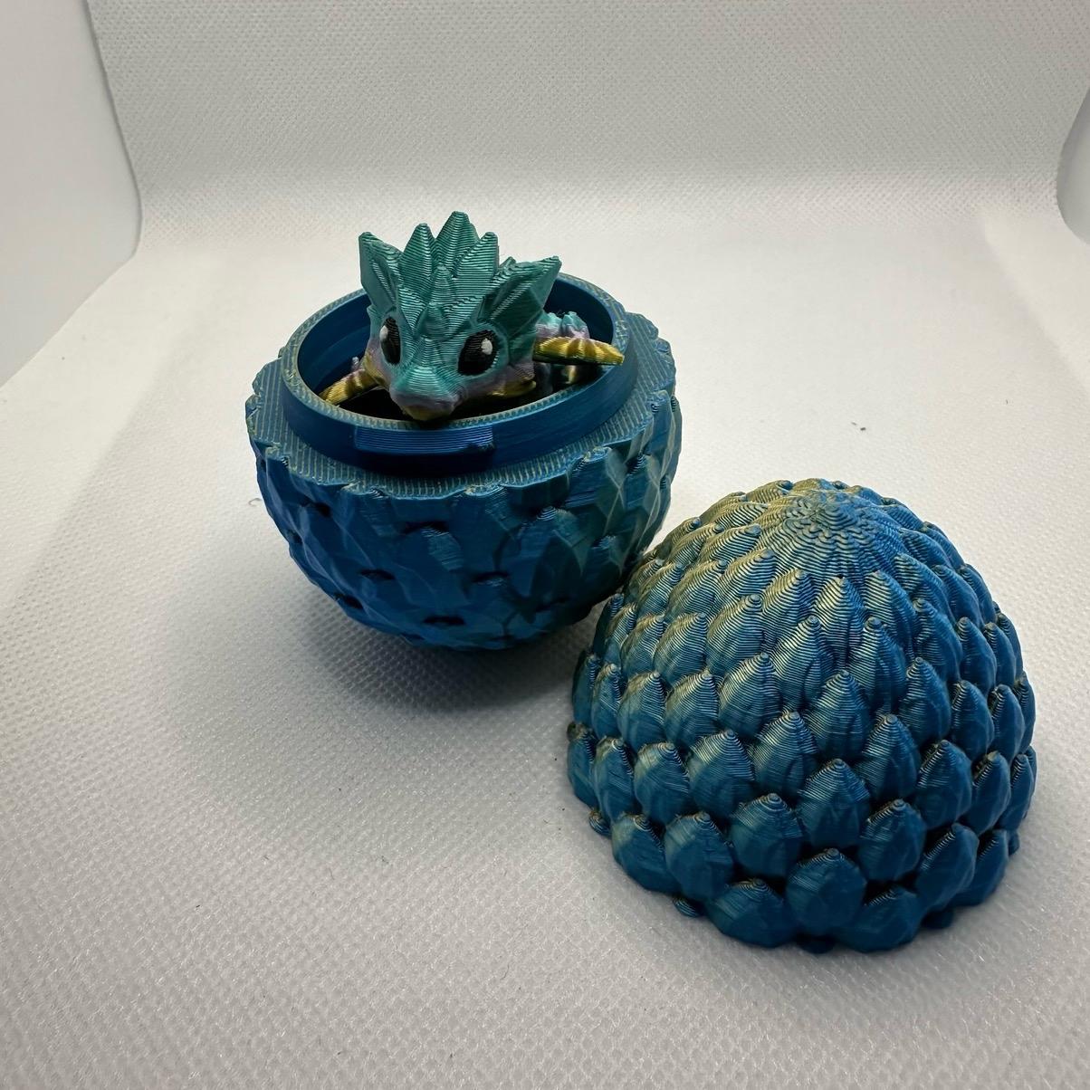 2 inch Tiny Crystal Dragon with egg
