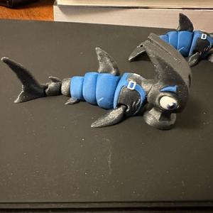 3d printed Hammerhead Shark by Flexi Factory