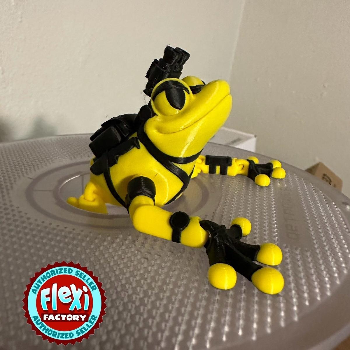 Special Ops Frog figurine